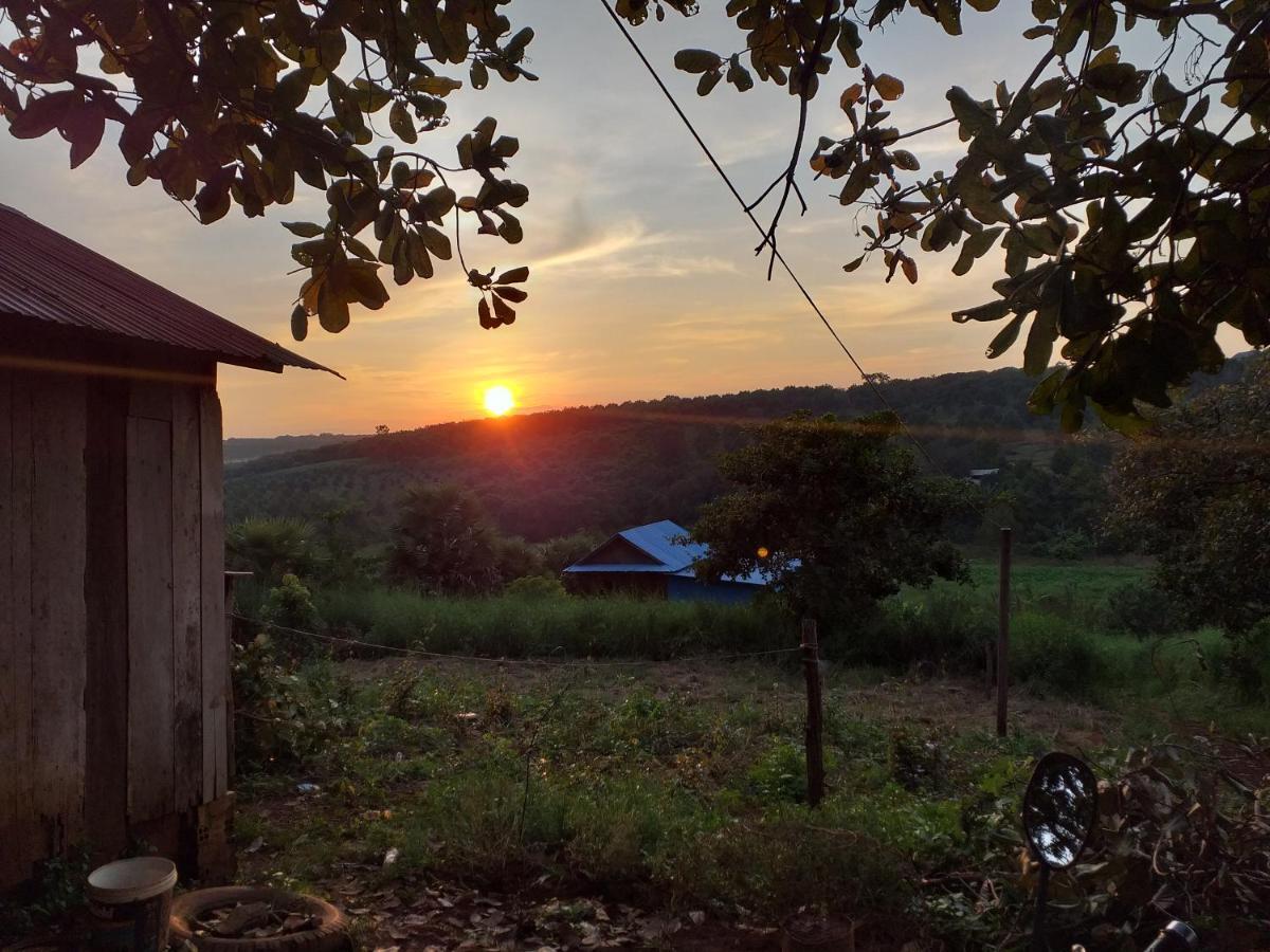 Srey Leap Homestay Banlung Zewnętrze zdjęcie