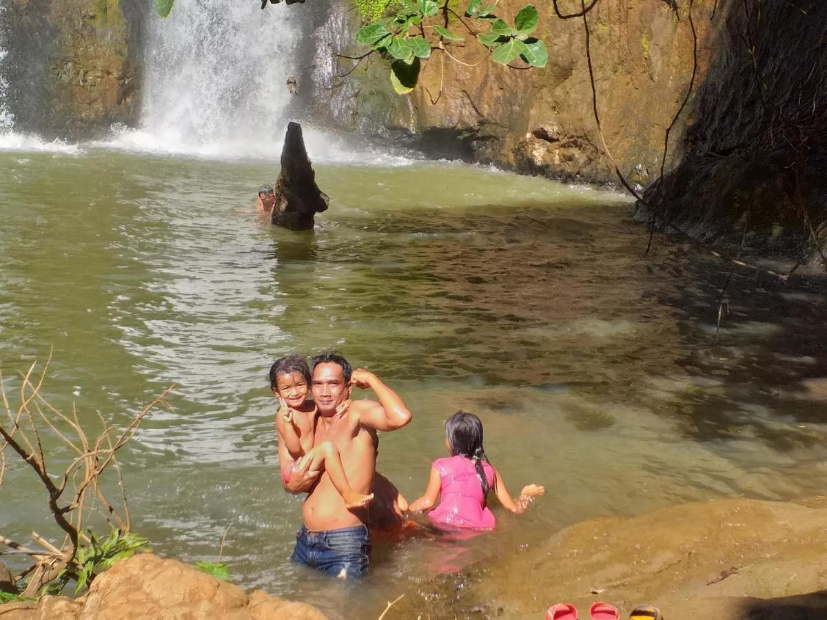 Srey Leap Homestay Banlung Zewnętrze zdjęcie